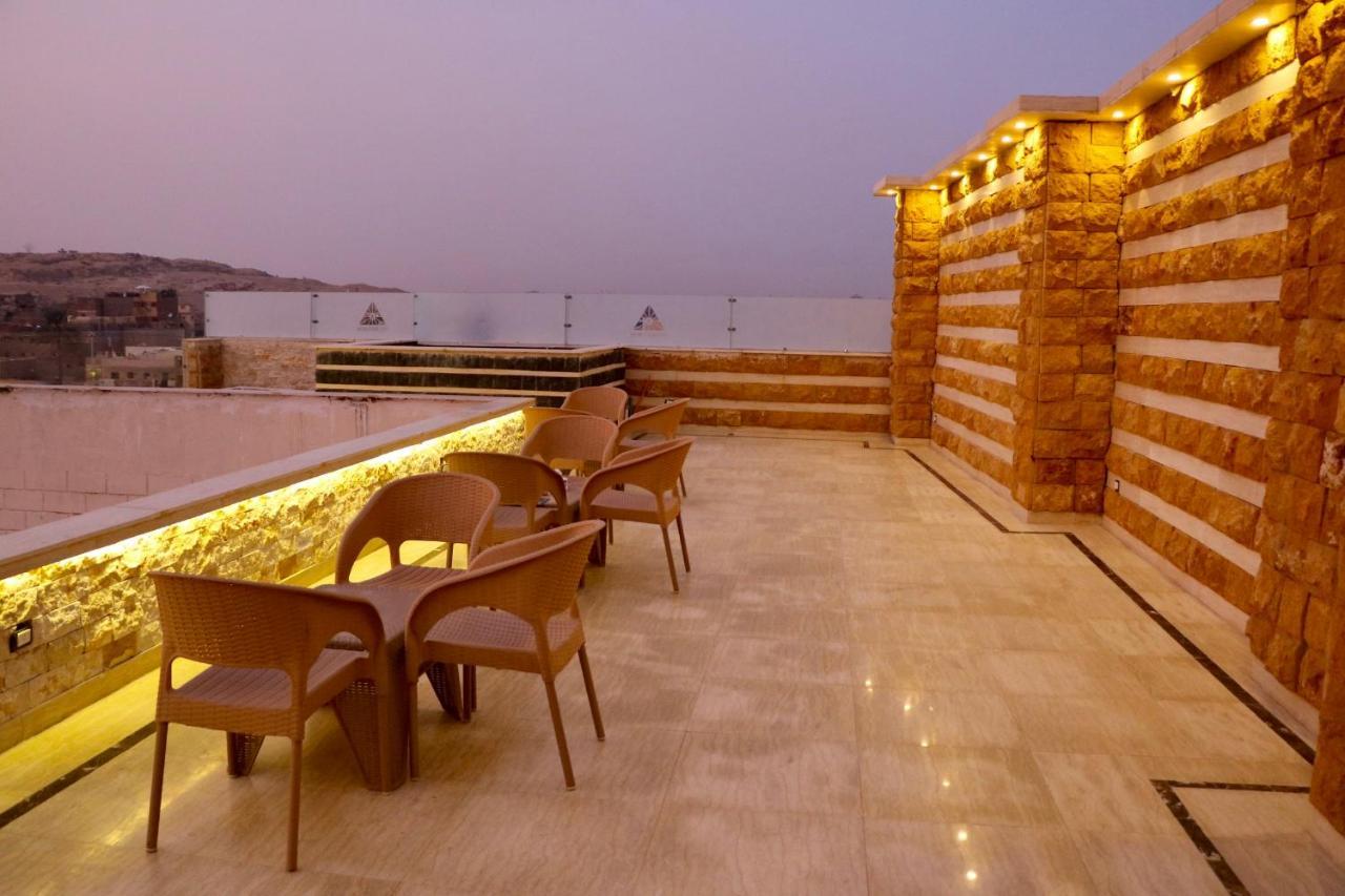 Sahara Pyramids Inn Kahire Dış mekan fotoğraf